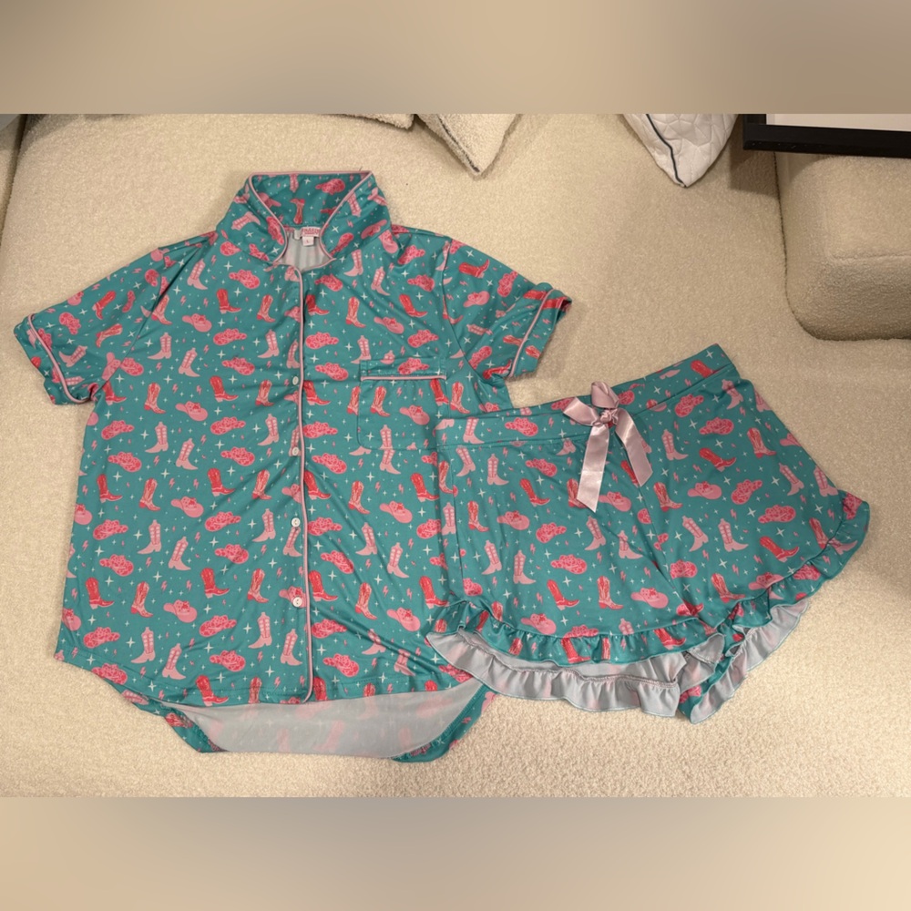 Pajamas Set - Teal and Pink by Just Being Jordan Large